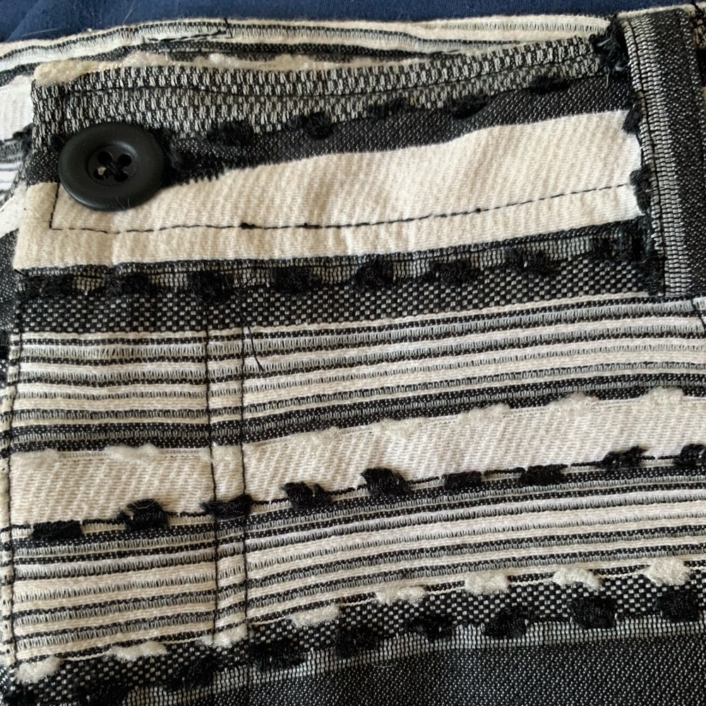 Vintage Textured Woven Patterned Shorts